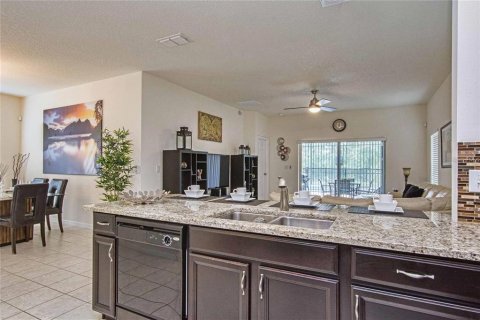 Casa en alquiler en Kissimmee, Florida, 5 dormitorios, 223.06 m2 № 1740971 - foto 8