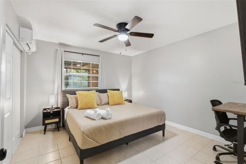 Villa ou maison à vendre à Tampa, Floride: 4 chambres, 167.69 m2 № 2431038 - photo 28