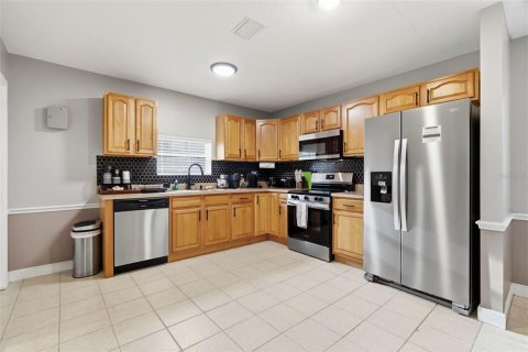 Villa ou maison à vendre à Tampa, Floride: 4 chambres, 167.69 m2 № 2431038 - photo 14
