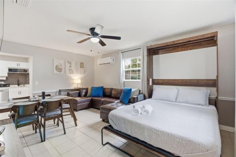 Villa ou maison à vendre à Tampa, Floride: 4 chambres, 167.69 m2 № 2431038 - photo 30