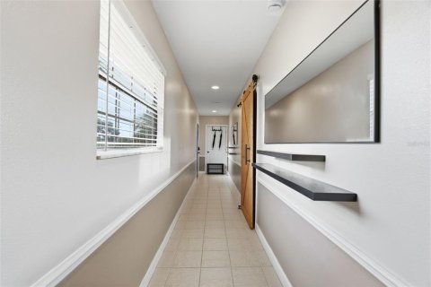 Villa ou maison à vendre à Tampa, Floride: 4 chambres, 167.69 m2 № 2431038 - photo 27