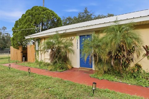 Villa ou maison à vendre à Tampa, Floride: 4 chambres, 167.69 m2 № 2431038 - photo 25