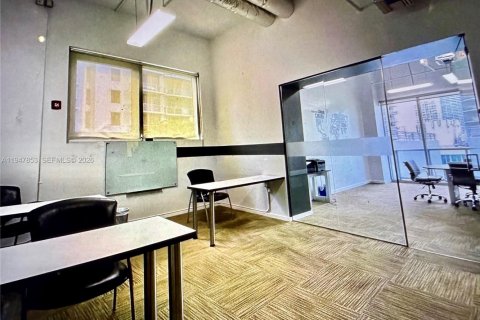 Copropriété à vendre à Miami, Floride: 1 chambre, 104.79 m2 № 2003964 - photo 11