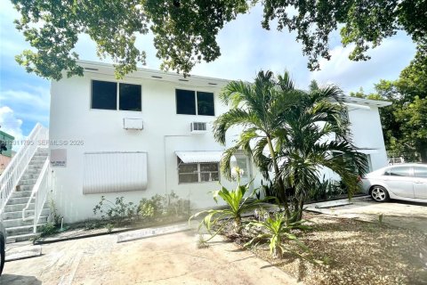 Villa ou maison à louer à Hollywood, Floride: 1 chambre, 65.03 m2 № 2075404 - photo 14
