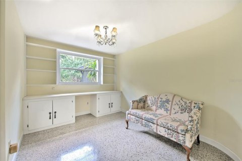 House in Lutz, Florida 3 bedrooms, 115.2 sq.m. № 1910655 - photo 20