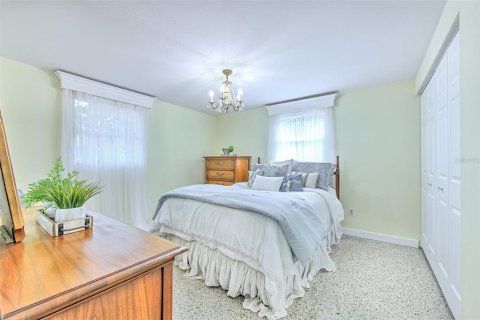 House in Lutz, Florida 3 bedrooms, 115.2 sq.m. № 1910655 - photo 18
