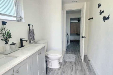 House in New Port Richey, Florida 3 bedrooms, 125.79 sq.m. № 2258227 - photo 20
