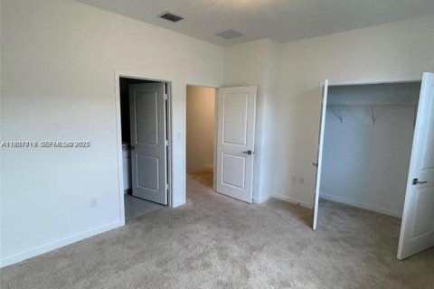 Villa ou maison à louer à Florida City, Floride: 2 chambres, 112.23 m2 № 1986067 - photo 3