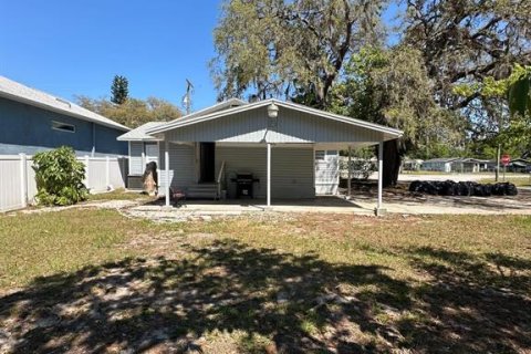 House in Tampa, Florida 4 bedrooms, 109.81 sq.m. № 1680316 - photo 14