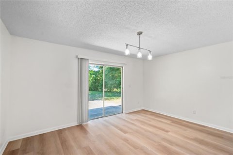 House in Ocala, Florida 3 bedrooms, 122.72 sq.m. № 1898795 - photo 9