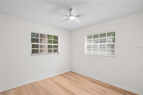 House in Ocala, Florida 3 bedrooms, 122.72 sq.m. № 1898795 - photo 24