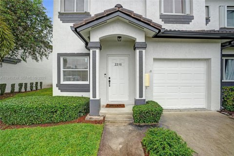 Touwnhouse à vendre à Homestead, Floride: 4 chambres, 171.5 m2 № 1998512 - photo 2