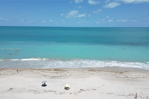 Terreno en venta en Vero Beach, Florida № 2054442 - foto 14