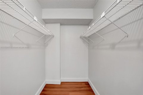 Copropriété à louer à Lauderhill, Floride: 2 chambres, 102.19 m2 № 1962299 - photo 19