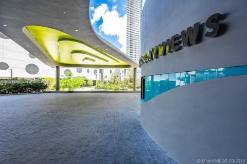 Condo in Miami, Florida, 1 bedroom № 2154230
