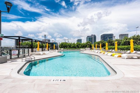 Condo in Miami, Florida, 1 bedroom № 2154230 - photo 27