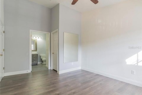 Condominio en alquiler en Orlando, Florida, 2 dormitorios, 96.8 m2 № 1876781 - foto 9
