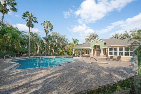 Condominio en alquiler en Orlando, Florida, 2 dormitorios, 96.8 m2 № 1876781 - foto 11