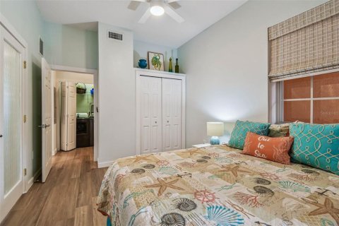 Condo in Clearwater, Florida, 3 bedrooms  № 2230557 - photo 27