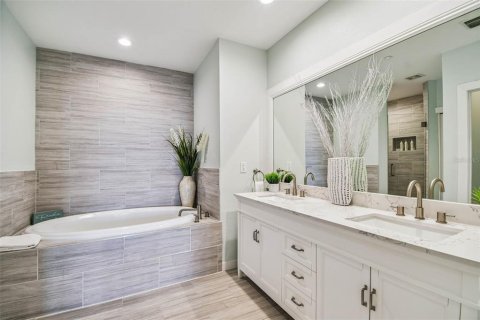Condo in Clearwater, Florida, 3 bedrooms  № 2230557 - photo 17