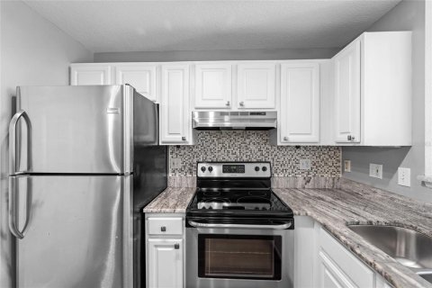 Copropriété à vendre à Tampa, Floride: 1 chambre, 77.67 m2 № 2401013 - photo 5