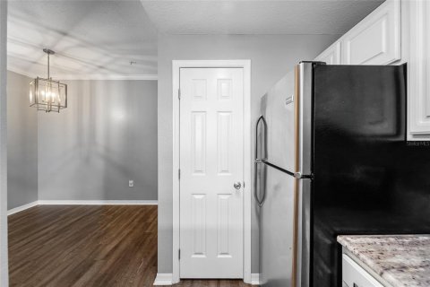 Copropriété à vendre à Tampa, Floride: 1 chambre, 77.67 m2 № 2401013 - photo 8