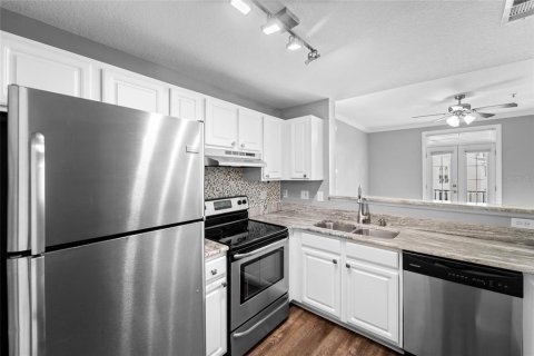 Copropriété à vendre à Tampa, Floride: 1 chambre, 77.67 m2 № 2401013 - photo 4