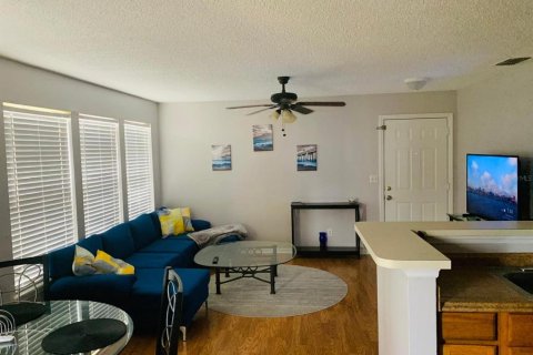 Copropriété à louer à Orlando, Floride: 2 chambres, 77.02 m2 № 2143685 - photo 2