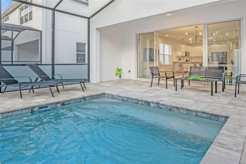 Townhouse in Clermont, Florida 4 bedrooms, 171.4 sq.m. № 2380836 - photo 22