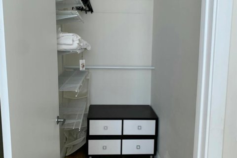 Купить кондоминиум в Майами, Флорида 3 комнаты, 62.99м2, № 2262897 - фото 12