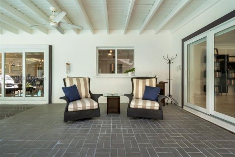 Villa ou maison à vendre à Pinecrest, Floride: 5 chambres, 287.9 m2 № 2009911 - photo 27