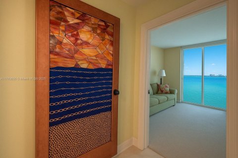 Condominio en venta en Miami, Florida, 2 dormitorios, 115.11 m2 № 1639511 - foto 22