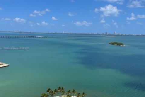 Condominio en venta en Miami, Florida, 2 dormitorios, 115.11 m2 № 1639511 - foto 2