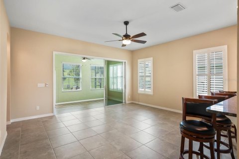 House in Summerfield, Florida 3 bedrooms, 161.28 sq.m. № 1912194 - photo 18