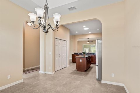 House in Summerfield, Florida 3 bedrooms, 161.28 sq.m. № 1912194 - photo 3