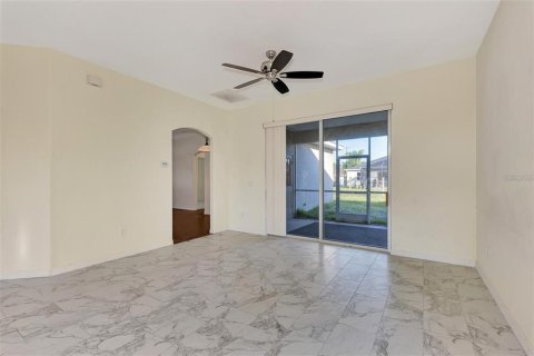 Casa en alquiler en North Port, Florida, 3 dormitorios, 169.73 m2 № 1789125 - foto 14