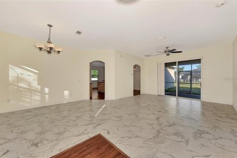 Casa en alquiler en North Port, Florida, 3 dormitorios, 169.73 m2 № 1789125 - foto 11