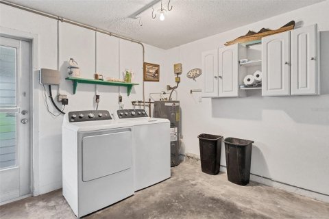 House in Englewood, Florida 2 bedrooms, 118.73 sq.m. № 1894333 - photo 24