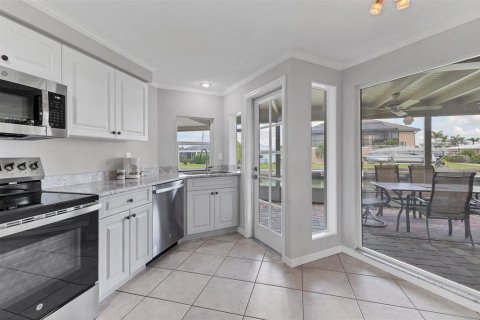 House in Englewood, Florida 2 bedrooms, 118.73 sq.m. № 1894333 - photo 15