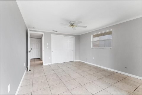 House in Englewood, Florida 2 bedrooms, 118.73 sq.m. № 1894333 - photo 17