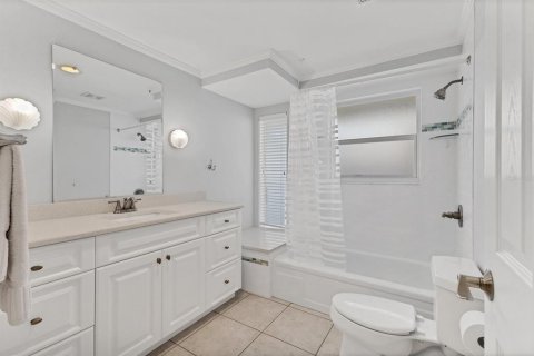 House in Englewood, Florida 2 bedrooms, 118.73 sq.m. № 1894333 - photo 22