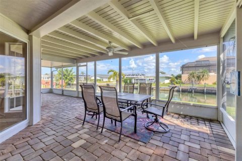 House in Englewood, Florida 2 bedrooms, 118.73 sq.m. № 1894333 - photo 26
