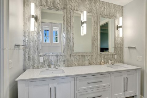 Casa en venta en Lighthouse Point, Florida, 4 dormitorios, 323.11 m2 № 2015934 - foto 25