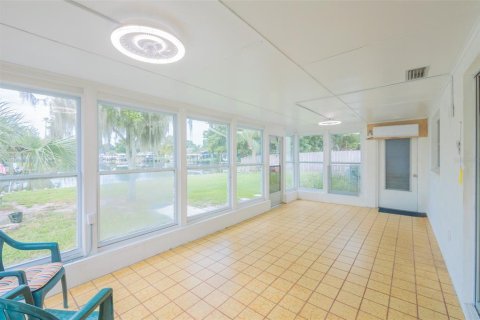 Villa ou maison à vendre à Eustis, Floride: 3 chambres, 123.37 m2 № 2342127 - photo 5
