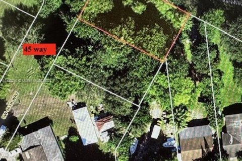 Terreno en venta en Dania Beach, Florida № 1694795 - foto 1