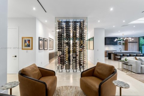 Villa ou maison à vendre à South Miami, Floride: 6 chambres, 628.67 m2 № 2007561 - photo 20