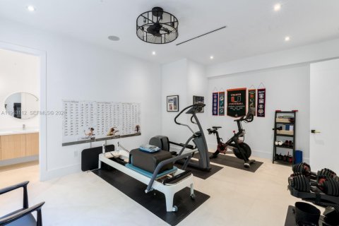 Villa ou maison à vendre à South Miami, Floride: 6 chambres, 628.67 m2 № 2007561 - photo 19