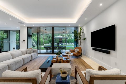 Villa ou maison à vendre à South Miami, Floride: 6 chambres, 628.67 m2 № 2007561 - photo 9