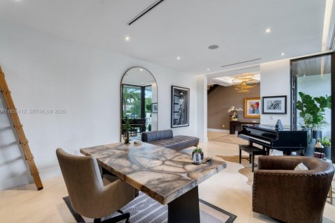 Villa ou maison à vendre à South Miami, Floride: 6 chambres, 628.67 m2 № 2007561 - photo 25