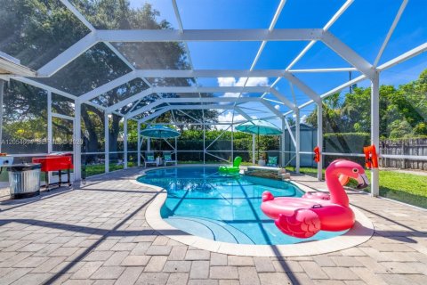 Casa en venta en Hollywood, Florida, 3 dormitorios, 149.39 m2 № 2180696 - foto 19